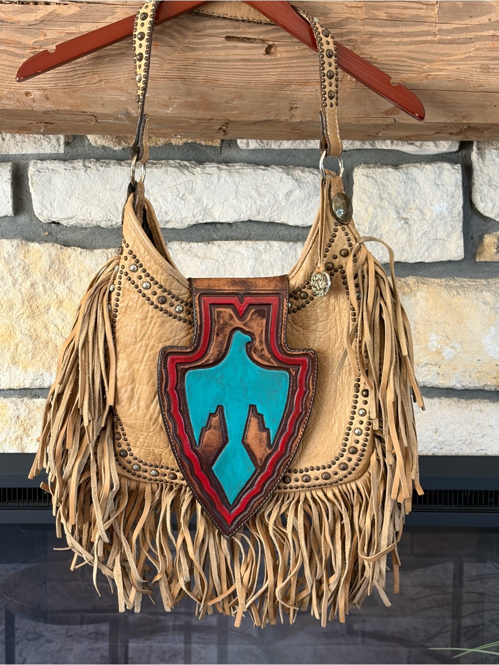 Double J Saddlery SHOWSTOPPER Fringed Leather Shoulder Bag with TBIRD Shield - Picture 2 of 10